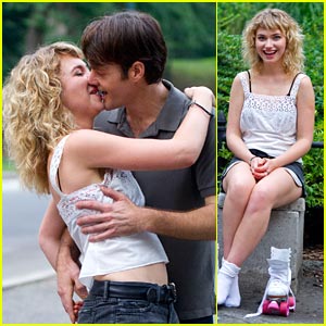 Imogen Poots: 'Squirrels to the Nuts' Kiss with Will Forte!