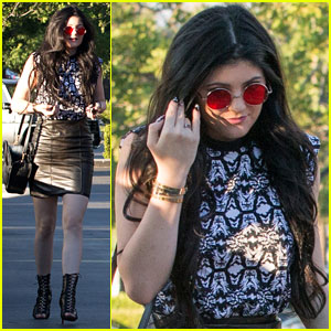 Kylie Jenner: Calabasas Commons Dinner