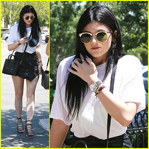 Kylie Jenner: Lunch With Friends Ahead of Weekend Birthday Bash