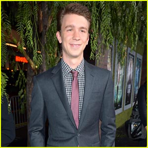 Thomas Mann Joins 'Welcome to Me' Cast