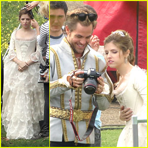 Anna Kendrick as Cinderella in 'Into The Woods' - First Pics!