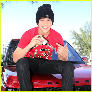 Austin Mahone: Red Range Rover Ride After Passing Driver's Test