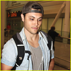 Blair Redford Joins 'Beauty and the Beast'