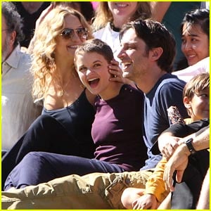 Joey King Wraps 'Wish I Was Here' with Kate Hudson!