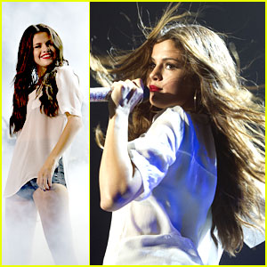 Selena Gomez: Amsterdam Concert Pics!