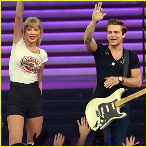 Taylor Swift: 'I Want Crazy' with Hunter Hayes - Watch Now!