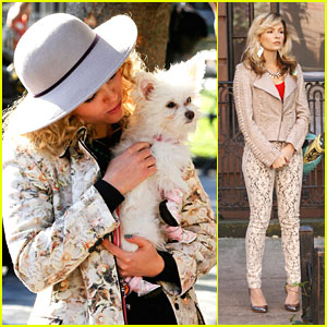 AnnaSophia Robb: Puppy Love on 'Carrie Diaries' Set