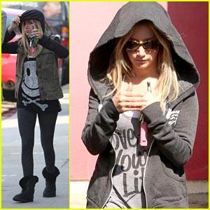Ashley Tisdale: Come Party with the 'High School Musical' Cast!