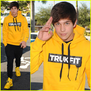 Austin Mahone Steps Out After Hospitalization