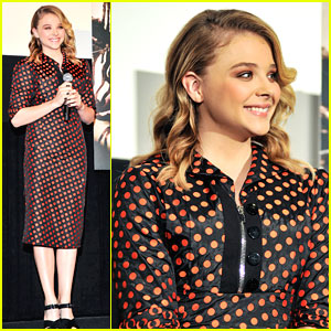 Chloe Moretz: 'Carrie' Conference in Tokyo