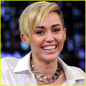 Miley Cyrus to Perform at the American Music Awards 2013