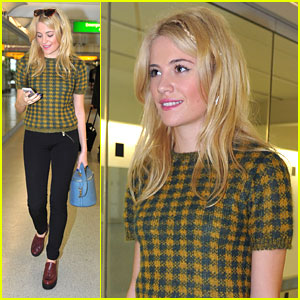 Pixie Lott: Off To China!