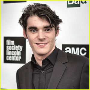 'Breaking Bad's RJ Mitte Joins 'Switched At Birth'