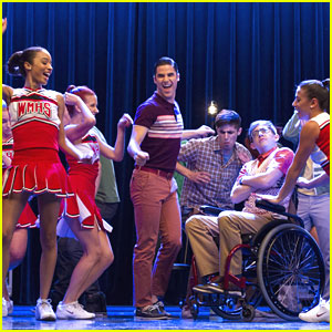 Darren Criss Puts An 'End To Twerk' on 'Glee'