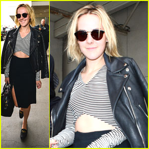 Jena Malone Turns 29; Releases New Shoe Track!
