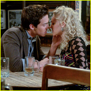 Carrie Diaries: 'Borderline' Pics & Preview!