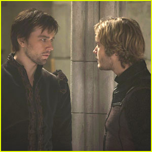 Toby Regbo & Torrance Coombs: New 'Reign' Tonight!