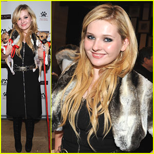 Abigail Breslin: Imposter NYC Loves Animals Shopping Event