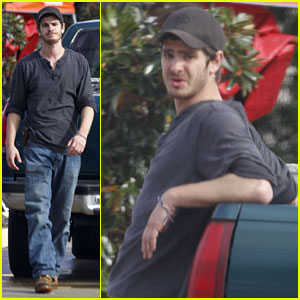 Andrew Garfield: Rugged Trucker for '99 Homes'