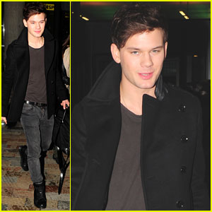 Jeremy Irvine Almost Gave Up Acting!