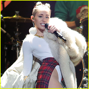 Miley Cyrus: Y100 Jingle Ball Performance Pics!
