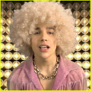 Austin Mahone: Blond Afro Wig for 'MMM Yeah' Lyric Video!