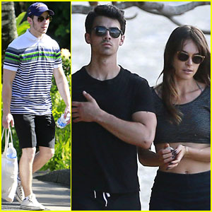 Joe Jonas & Blanda Eggenschwiler: Romantic Beach Stroll in Hawaii
