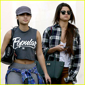 Selena Gomez: Friday Shopping Fun with Francia Raisa!