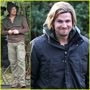 Stephen Amell Dons Wig for 'Arrow' Filming