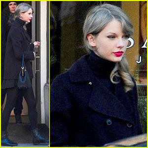 Taylor Swift: NYC Outing with Brother Austin!