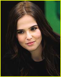 Zoey Deutch Takes 'Mean Girls' Quiz. How'd She Do?