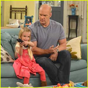 Mia Talerico: Even More 'Good Luck Charlie' Series Finale Pics!