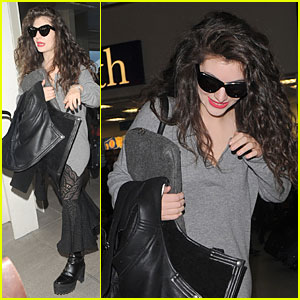 Lorde: Weekend Gatwick Airport Arrival!