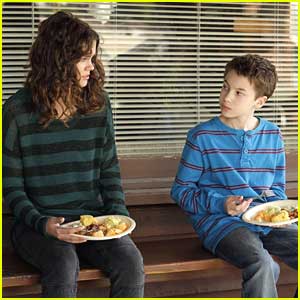 'The Fosters' Visit Callie At Group Home in Tonight's Episode - See The Pics