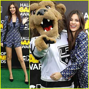 Victoria Justice: Hall of Game Awards 2014