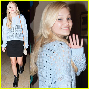 Olivia Holt Grabs Dinner with Her Rents