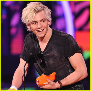 Ross Lynch Wins Favorite TV Actor - For the 2nd Time - at KCAs 2014!