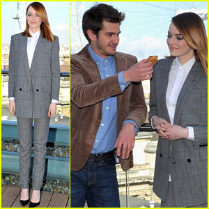 Andrew Garfield & Emma Stone's 'Spider-Man 2' Photo Call Pics Could Pass for a Postcard