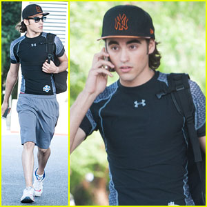 Blake Michael Hits the Gym Before 'Dog with a Blog' Filming