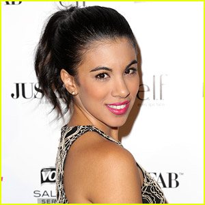 Chrissie Fit Joins 'Pitch Perfect 2'!