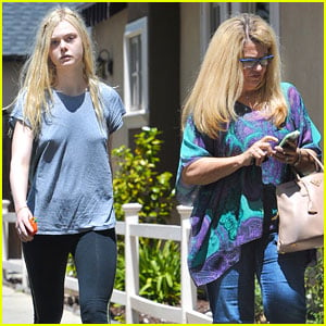 Elle Fanning Says 'Maleficent' Co-Star Angelina Jolie is 'Amazing'!