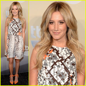 Ashley Tisdale Brings 'Buzzy's' to TBS Upfronts!