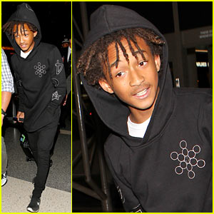 Jaden Smith Takes a Night Flight Out of LAX