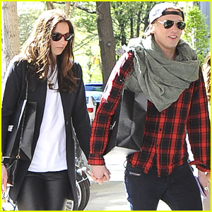 Jamie Campbell Bower Holds Hands with Matilda Lowther Before Flight to LA