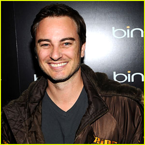 'The Fosters' Casts Callie's Dad - Kerr Smith!