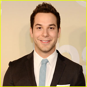 Skylar Astin is Officially Returning for the 'Pitch Perfect' Sequel!