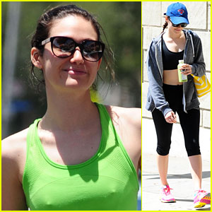 Emmy Rossum Shows Off Her Toned Tummy After a Workout Before Heading Back to 'Shameless'!