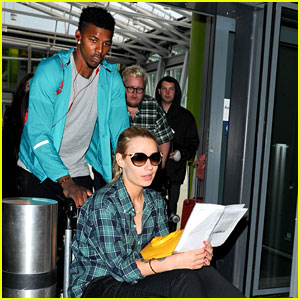 Iggy Azalea Gets Pushed Through Airport by Boyfriend Nick Young!