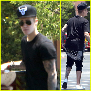 Justin Bieber Involved in Minor Beverly Hills Car Crash