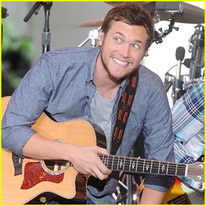 Phillip Phillips Takes The Stage on the 'Today' Show!